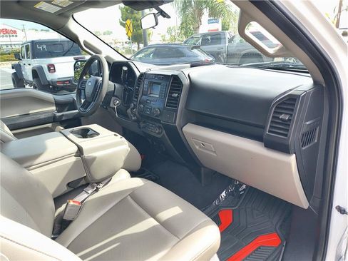 Used 2019 Ford F150 XL w/ Equipment Group 101A Mid AWD/4WD image 12