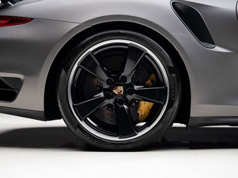Used 2014 Porsche 911 Turbo S AWD/4WD image 38