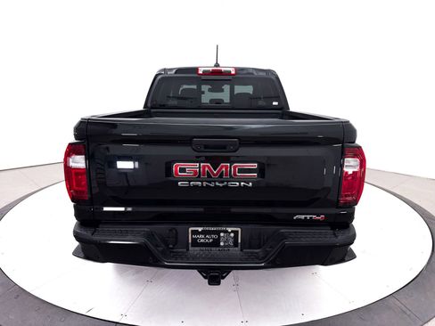 Used 2023 GMC Canyon AT4 w/ AT4 Premium Package AWD/4WD image 18