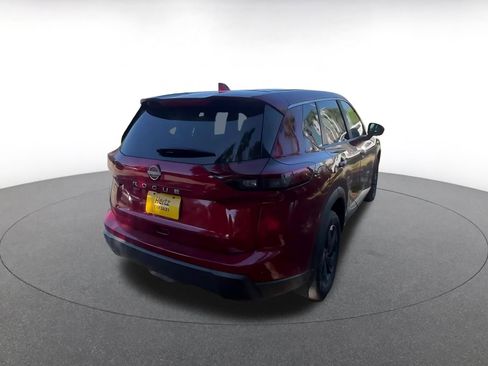 Used 2025 Nissan Rogue SV FWD image 14