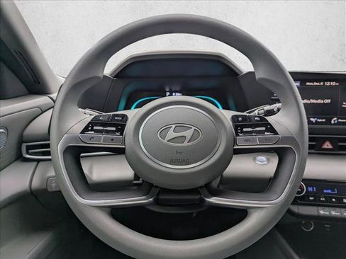 Used 2025 Hyundai Elantra Blue w/ Cargo Package image 11