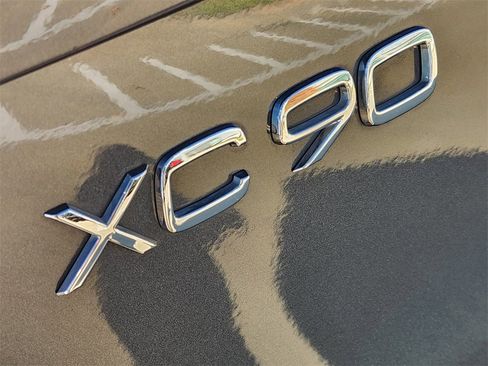 Used 2022 Volvo XC90 T6 Inscription image 12