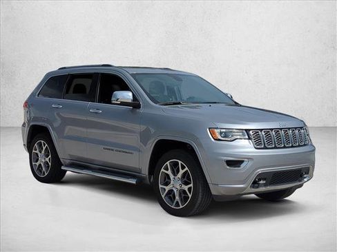 Used 2021 Jeep Grand Cherokee Overland image 3