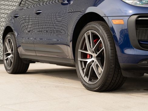 Used 2022 Porsche Macan S AWD/4WD image 31