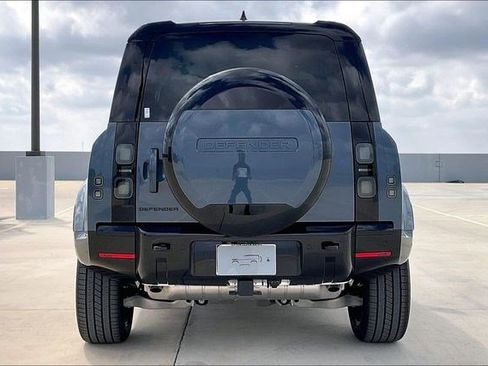 New 2026 Land Rover Defender 110 X-Dynamic SE AWD/4WD image 4
