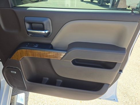 Used 2018 GMC Sierra 1500 SLT w/ Enhanced Driver Alert Package RWD image 30