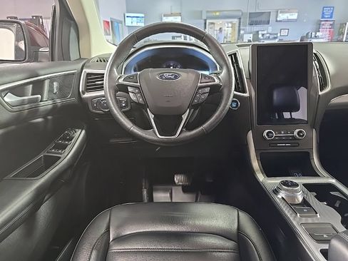 Used 2021 Ford Edge SEL w/ Convenience Package AWD/4WD image 26