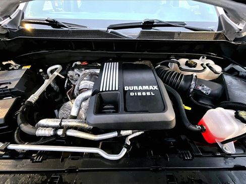 Used 2024 Chevrolet Silverado 1500 RST w/ Convenience Package II image 10