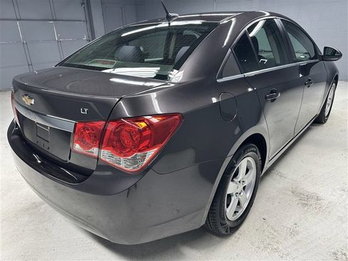 Used 2014 Chevrolet Cruze LT image 7