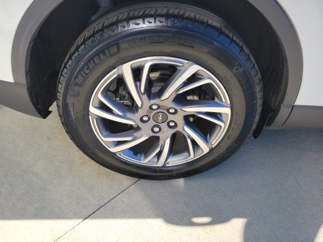 Certified 2023 Lincoln Corsair FWD image 14