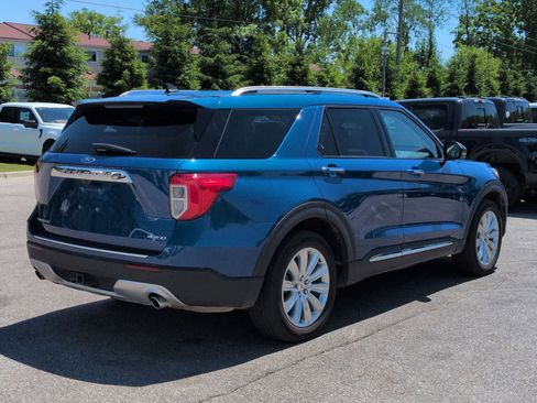 Used 2022 Ford Explorer Limited w/ Equipment Group 301A AWD/4WD image 8