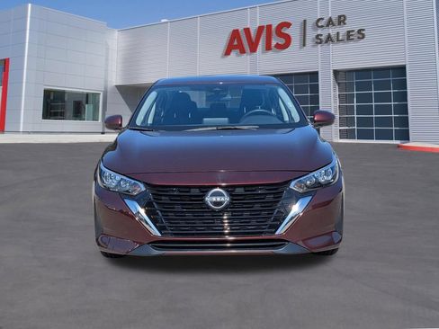 Used 2025 Nissan Sentra SV FWD image 2