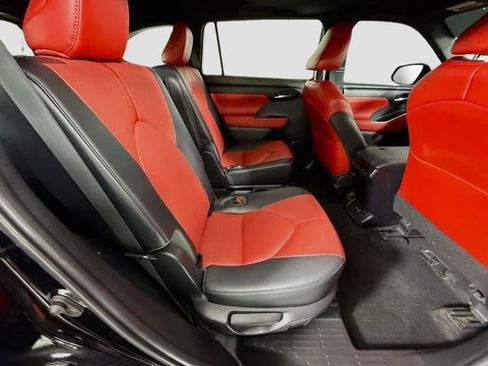 Certified 2025 Toyota RAV4 XLE w/ Weather Package image 28