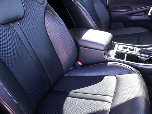 Used 2025 Kia Sorento X-Line EX image 29