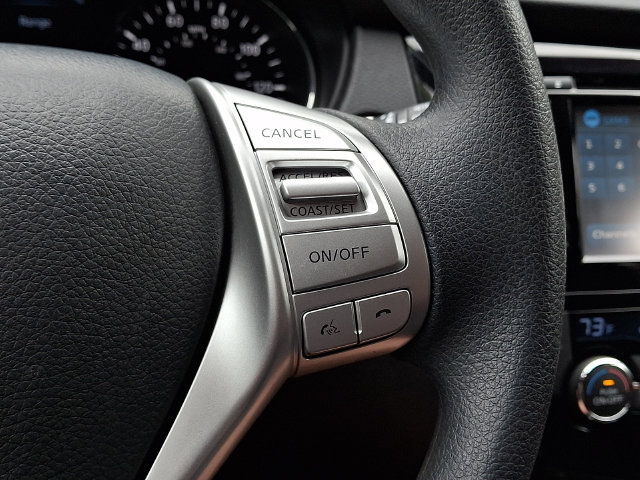 Used 2014 Nissan Rogue SV w/ SV Premium Package AWD/4WD image 22
