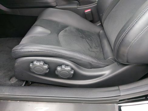 Used 2024 Nissan Z Performance w/ Floor Mat Package image 24