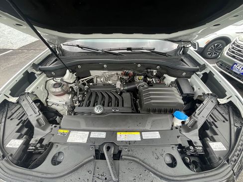Used 2021 Volkswagen Atlas SEL Premium AWD/4WD image 32