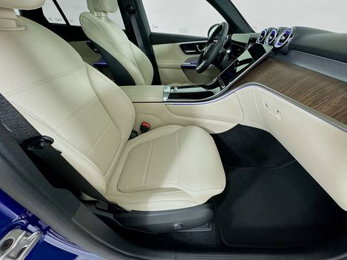 New 2026 Mercedes-Benz GLC 300 image 31