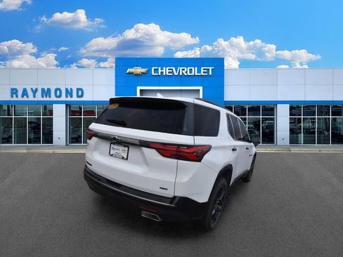 Used 2023 Chevrolet Traverse Premier w/ Redline Edition AWD/4WD image 4