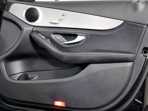 Used 2015 Mercedes-Benz C 300 Sport image 42