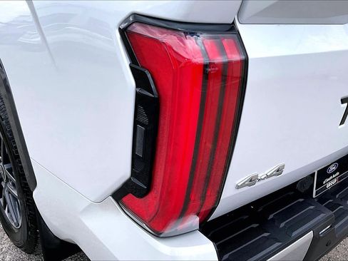 Used 2023 Toyota Tundra Limited AWD/4WD image 28