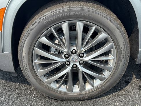 New 2026 Buick Enclave Avenir w/ Super Cruise Package image 11