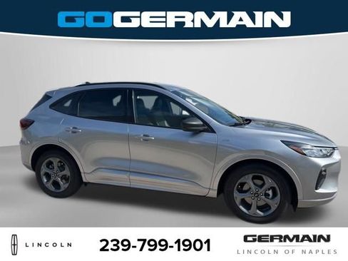 Used 2023 Ford Escape ST-Line w/ Tech Pack #1 image 8