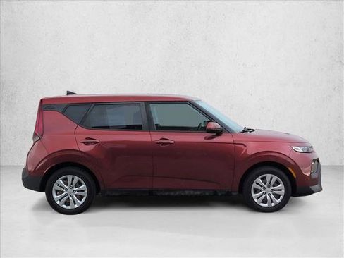 Used 2020 Kia Soul LX image 4
