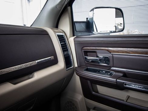 Used 2017 RAM 3500 Laramie Longhorn AWD/4WD image 31
