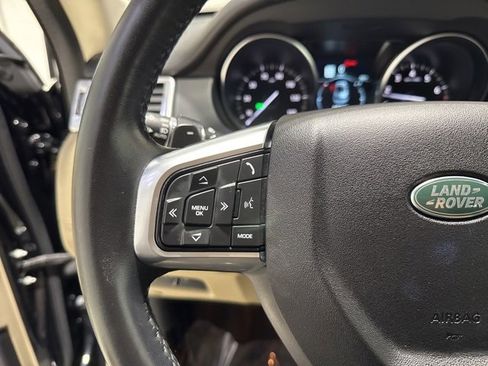 Used 2019 Land Rover Discovery Sport HSE image 24