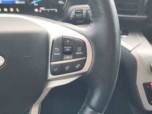 Used 2021 Ford Explorer XLT w/ Equipment Group 202A image 29