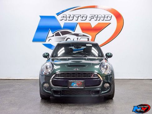 Used 2017 MINI Cooper S image 8