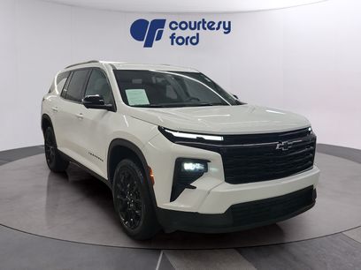 Used 2025 Chevrolet Traverse LT w/ Midnight/Sport Edition
