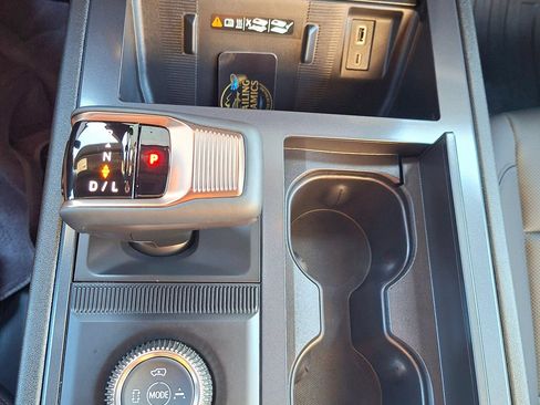 Used 2025 GMC Hummer EV 2X AWD/4WD image 22