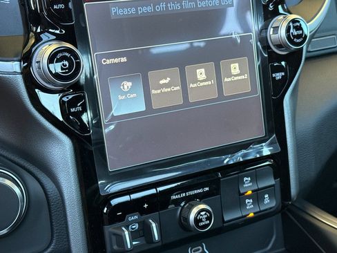 New 2026 RAM 1500 4x4 Crew Cab image 19
