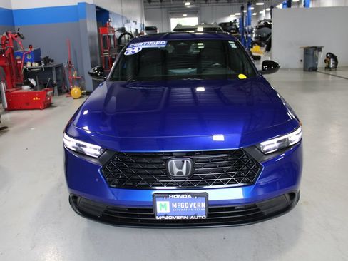 Used 2024 Honda Accord Sport image 2