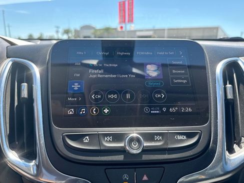 Used 2023 Chevrolet Equinox LT image 26