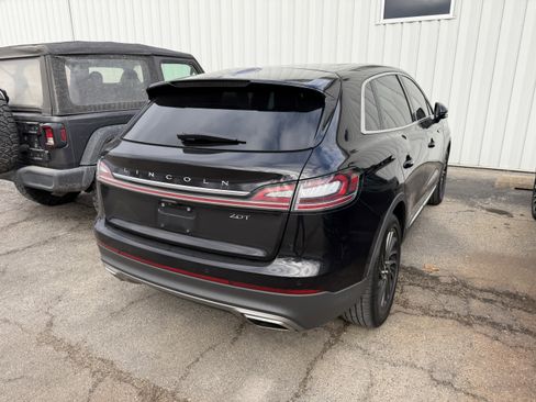 Used 2019 Lincoln Nautilus Reserve image 8