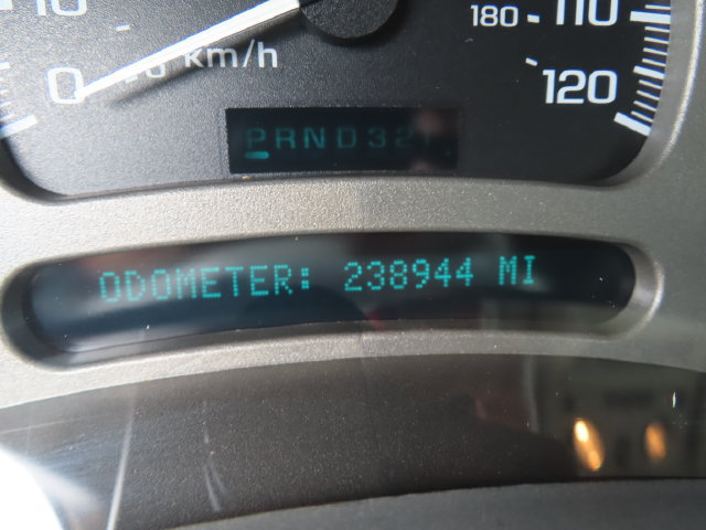 Used 2004 GMC Yukon Denali AWD/4WD image 23