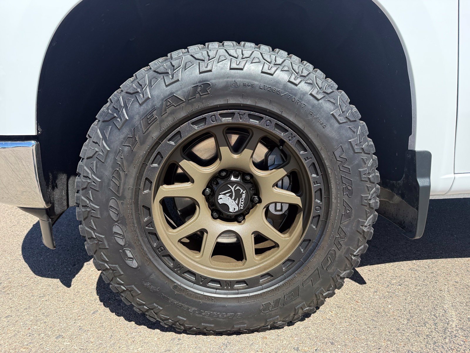 Certified 2023 Chevrolet Silverado 1500 LT AWD/4WD image 41