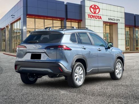 New 2026 Toyota Corolla Cross LE FWD image 6