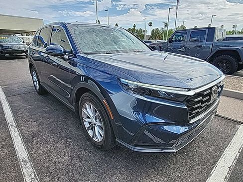 Used 2023 Honda CR-V EX image 4
