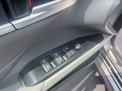 Used 2018 Toyota Camry XLE w/ Audio Package FWD image 15