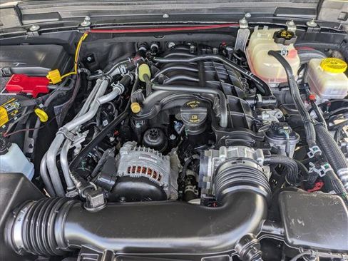 Used 2022 Jeep Wrangler Sport image 19