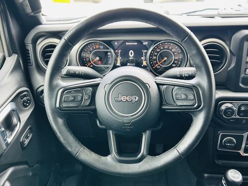 Used 2020 Jeep Gladiator Sport w/ Quick Order Package 24S AWD/4WD image 11