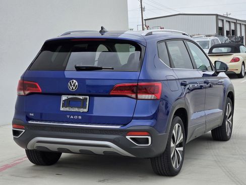 Used 2024 Volkswagen Taos SE FWD image 4
