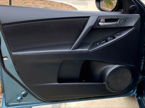 Used 2011 MAZDA MAZDA3 i Touring image 20