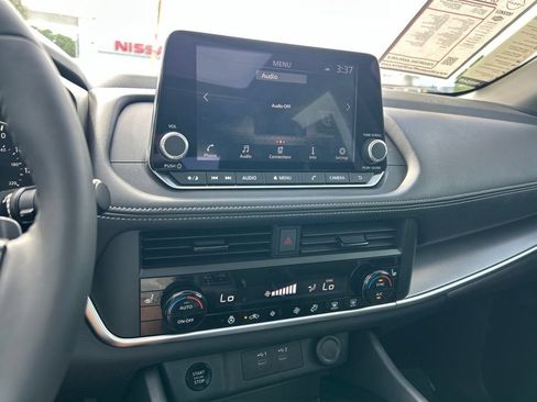 Certified 2026 Nissan Rogue Dark Armor FWD image 33