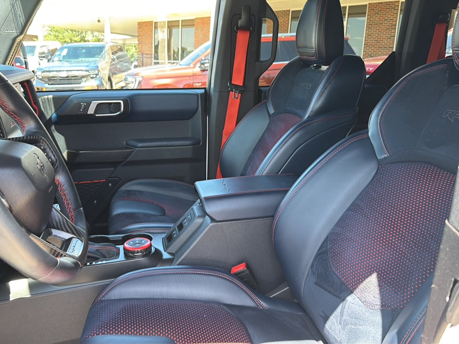 Used 2023 Ford Bronco Raptor AWD/4WD image 32