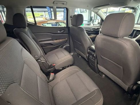 Used 2022 GMC Acadia SLE w/ Driver Convenience Package AWD/4WD image 10